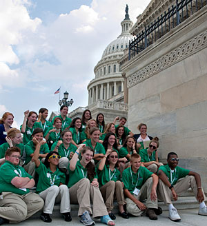 4-H'ers on the steps of the Capitol Building in Washington, DC.